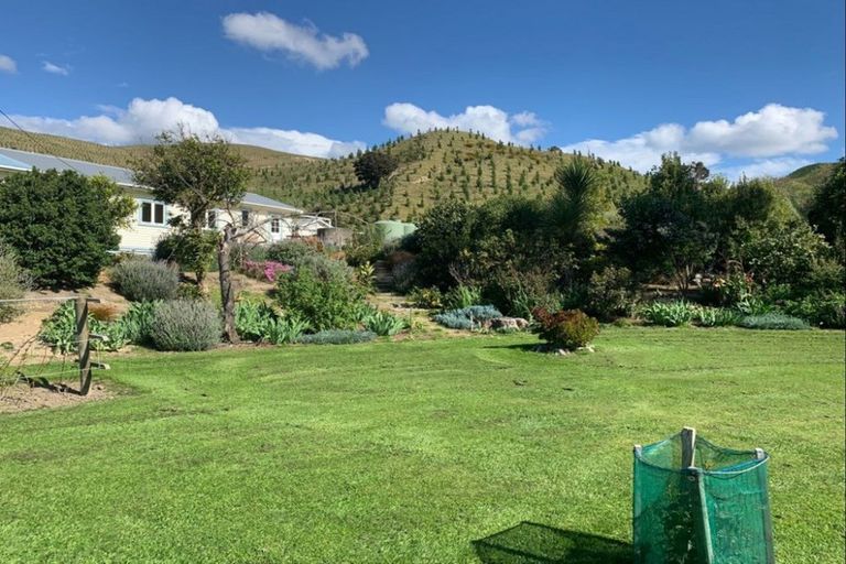 Photo of property in 1550 Coast Road, Pongaroa, 4991