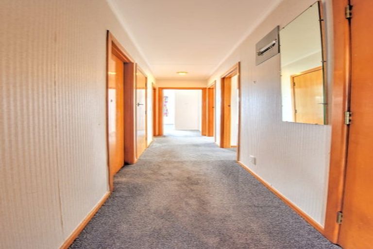 Photo of property in 4 Robertson Place, Gore, 9710