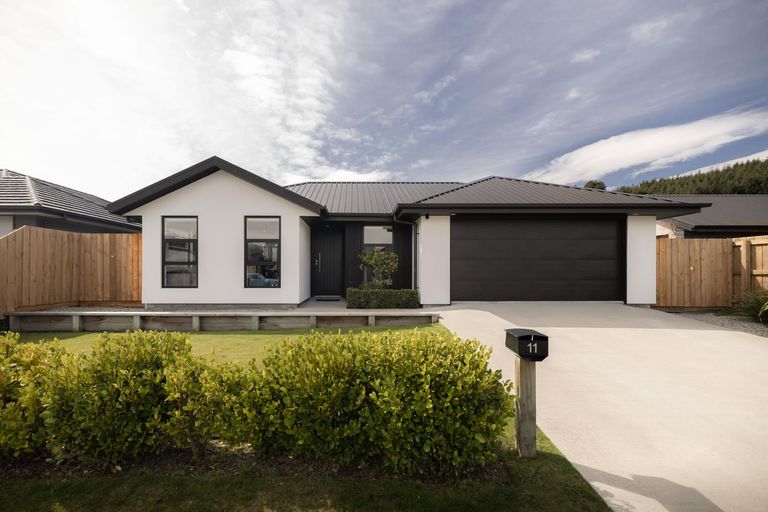 Photo of property in 11 Primrose Lane, Lower Shotover, Queenstown, 9304