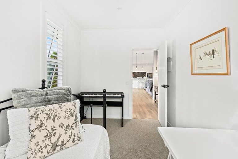 Photo of property in 55 Hauraki Road, Leigh, Warkworth, 0985