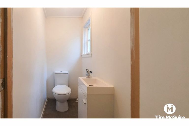 Photo of property in 102 Glen Road, The Glen, Dunedin, 9011