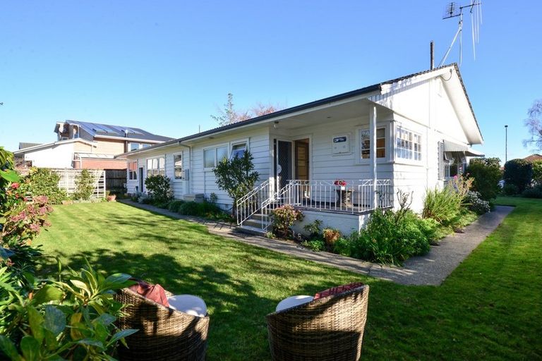 Photo of property in 6 Dalethorpe Avenue, Fairfield, Hamilton, 3214