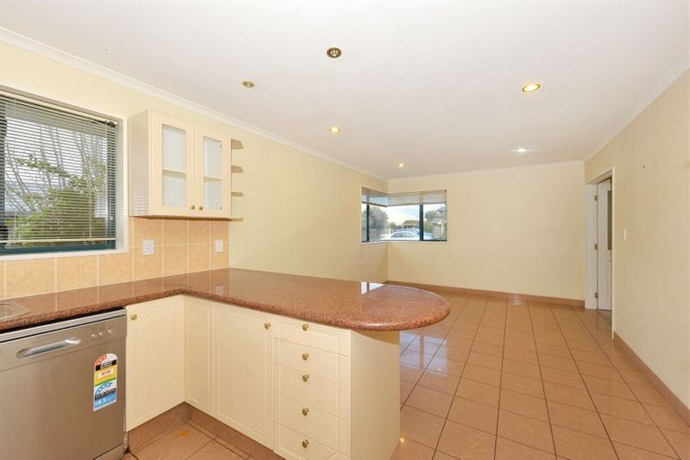 Photo of property in 25 Teal Close, Woolston, Christchurch, 8023