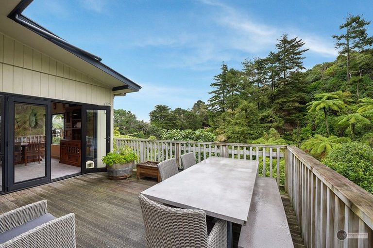 Photo of property in 22-24 Onehuka Road, Tirohanga, Lower Hutt, 5010