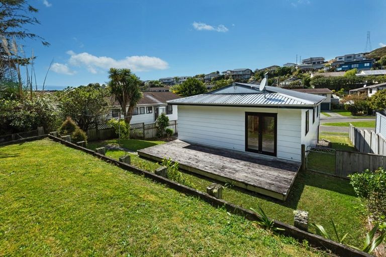 Photo of property in 58 Albatross Close, Whitby, Porirua, 5024