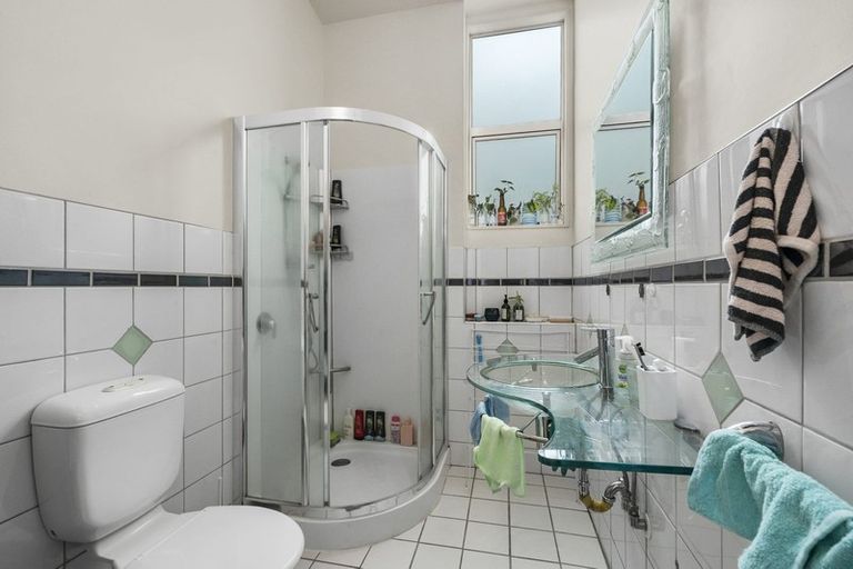 Photo of property in Hb Apartments, 4/3 Holland Street, Te Aro, Wellington, 6011