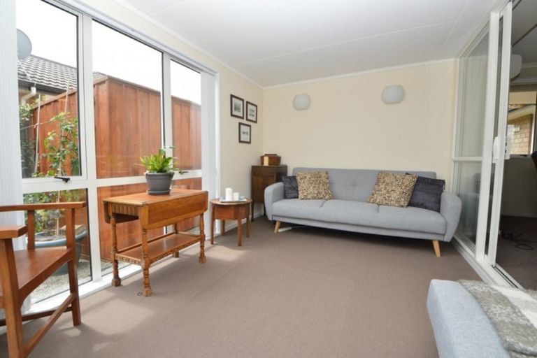 Photo of property in 46 Armstrong Avenue, Carterton, 5713