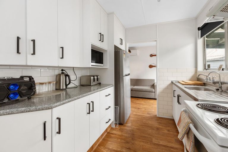 Photo of property in 42 Page Street, Morrinsville, 3300