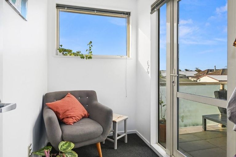 Photo of property in 4/59 Olliviers Road, Phillipstown, Christchurch, 8011