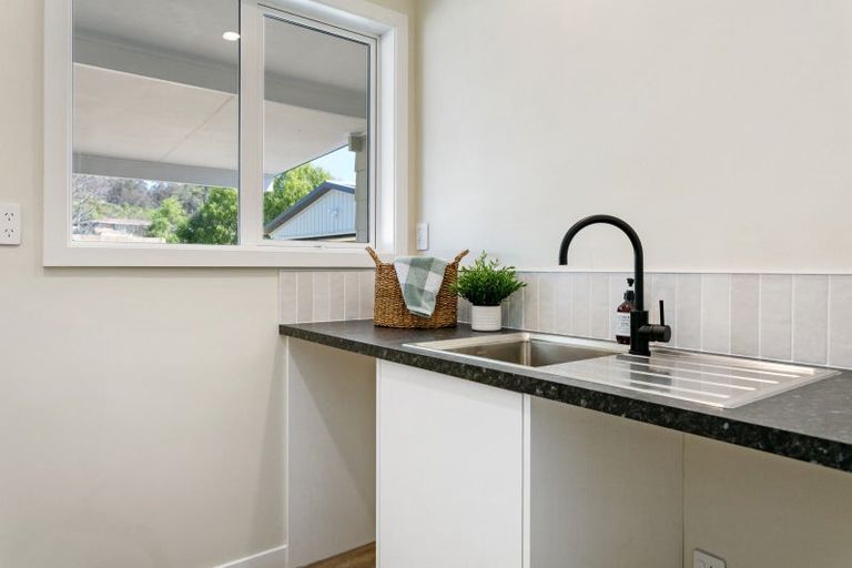 Photo of property in 12b Reeves Road, Acacia Bay, Taupo, 3330