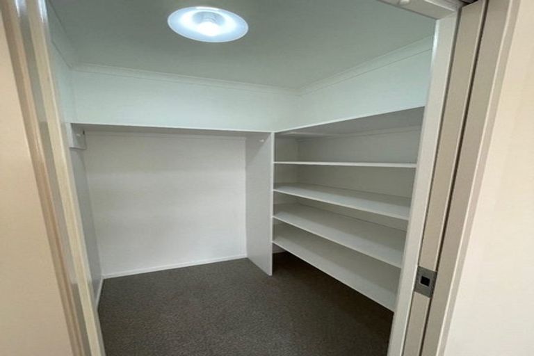 Photo of property in 6/3 Gilbert Street, New Plymouth, 4310