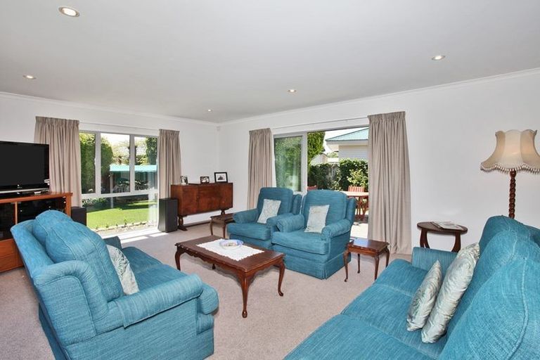 Photo of property in 4 Ensors Road, Opawa, Christchurch, 8023