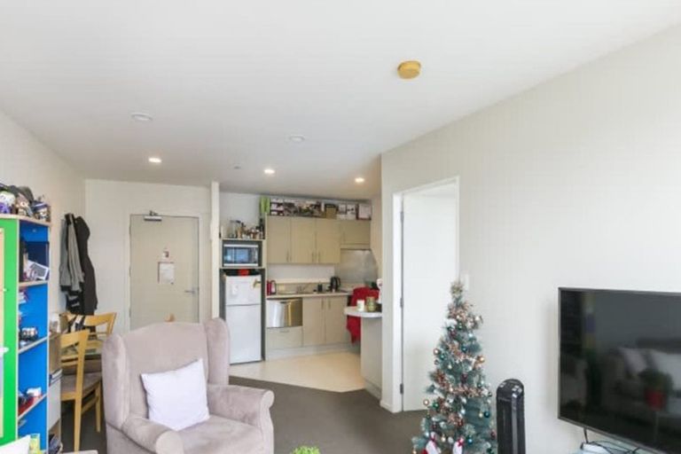 Photo of property in Gilmer Terrace Car Park, 302/9 Gilmer Terrace, Wellington Central, Wellington, 6011