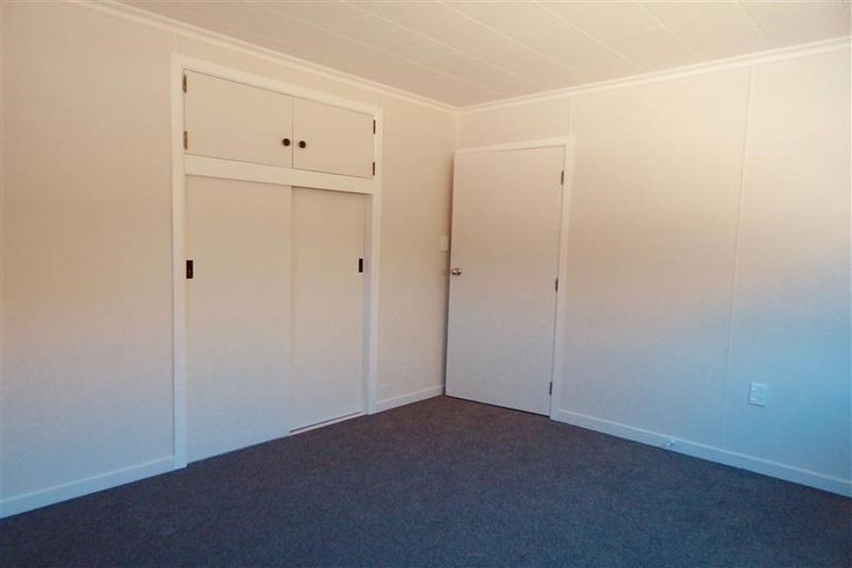 Photo of property in 71 Govett Avenue, Frankleigh Park, New Plymouth, 4310