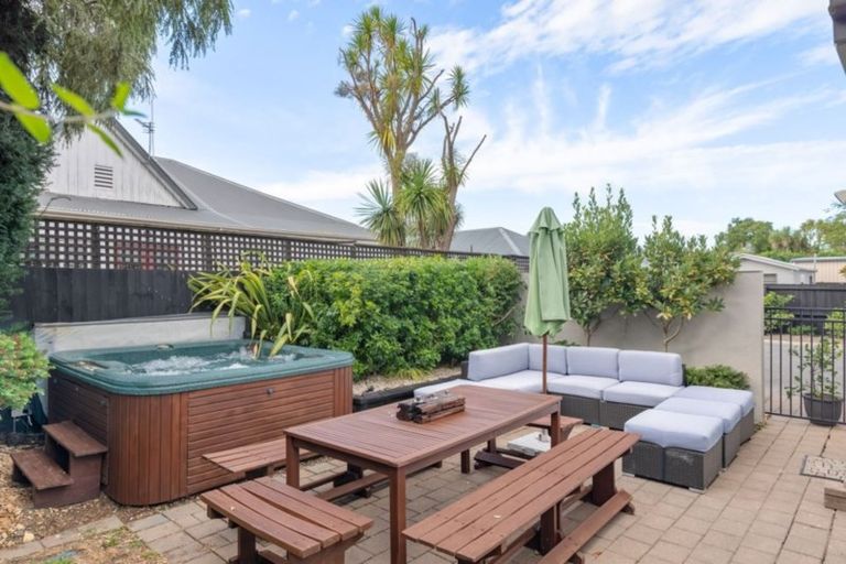 Photo of property in 2/28 Thornton Street, Mairehau, Christchurch, 8013