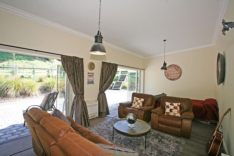 Photo of property in 53 Western Valley Road, Little River, 7591