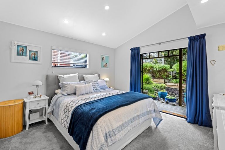 Photo of property in 28 Donald Street, Stanmore Bay, Whangaparaoa, 0932