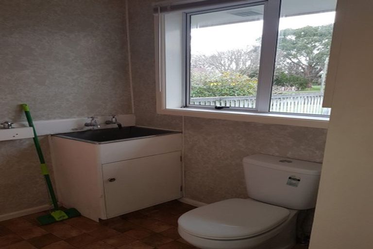 Photo of property in 12 Derwent Street, Bryndwr, Christchurch, 8053