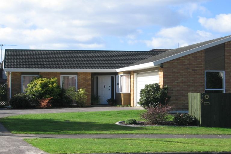 Photo of property in 3 Suncrest Drive, West Harbour, Auckland, 0618