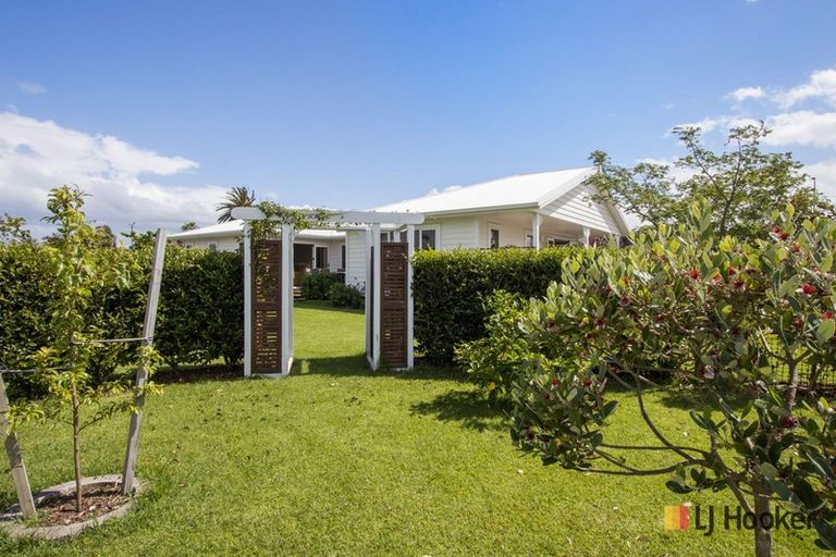 Photo of property in 4 Sea Vista, Athenree, Katikati, 3177