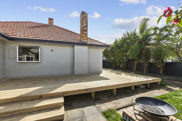 Photo of property in 37 Maeroa Road, Beerescourt, Hamilton, 3200