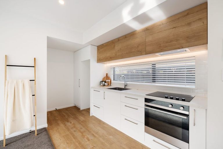 Photo of property in 2/59 Waimairi Road, Upper Riccarton, Christchurch, 8041