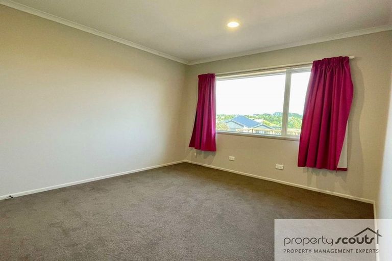 Photo of property in 6c Highfield Place, Highlands Park, New Plymouth, 4312