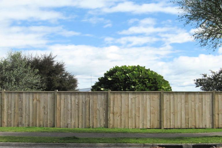 Photo of property in 54 Osprey Drive, Welcome Bay, Tauranga, 3112