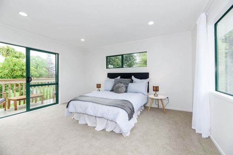 Photo of property in 1/62 Weldene Avenue, Glenfield, Auckland, 0629
