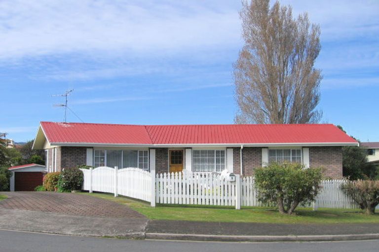 Photo of property in 1 Taumata Place, Hairini, Tauranga, 3112