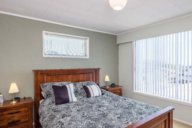 Photo of property in 8 Dallas Court, Miramar, Wellington, 6022