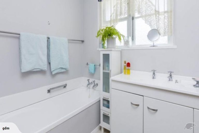 Photo of property in 542 Fergusson Drive, Trentham, Upper Hutt, 5018