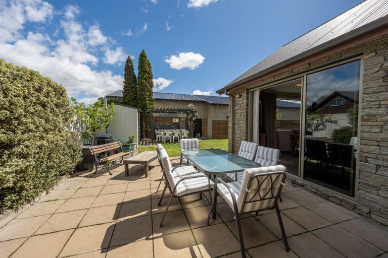 Photo of property in 35 Larch Crescent, Alexandra, 9320