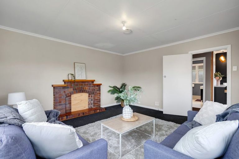 Photo of property in 77 Huatoki Street, Vogeltown, New Plymouth, 4310