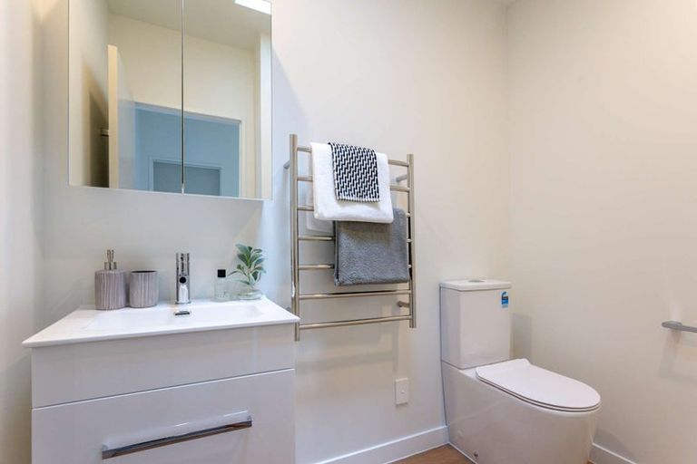 Photo of property in 588a Te Atatu Road, Te Atatu Peninsula, Auckland, 0610