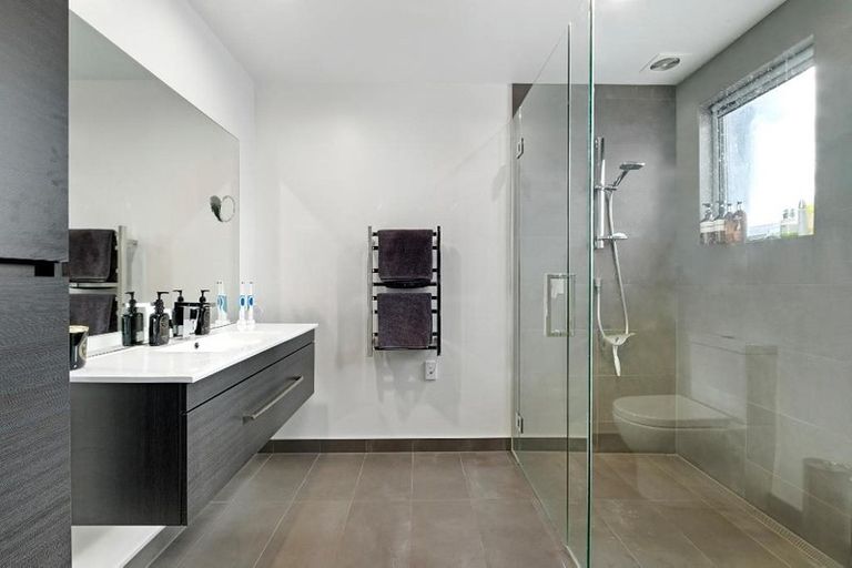 Photo of property in 3 Templeton Street, Albert Town, Wanaka, 9305