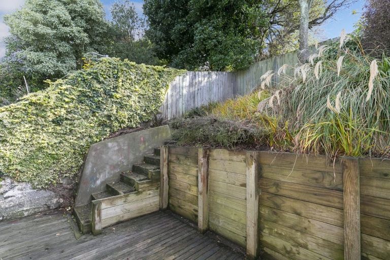 Photo of property in 32 Rolleston Street, Mount Cook, Wellington, 6021