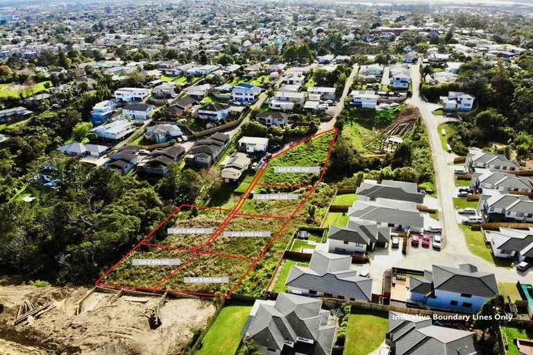 Photo of property in 121d Sunnyside Road, Sunnyvale, Auckland, 0612