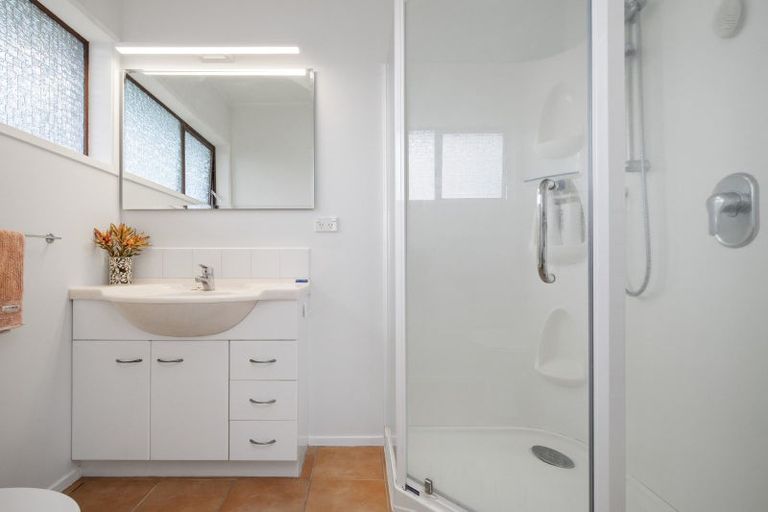 Photo of property in 3 Camwell Close, Bucklands Beach, Auckland, 2012