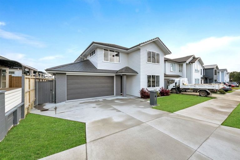 Photo of property in 32 Koropa Road, Flat Bush, Auckland, 2019