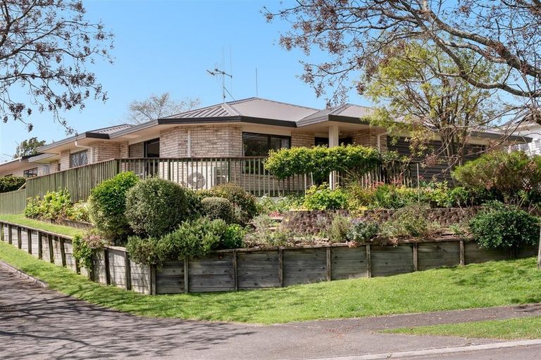 Photo of property in 2 Dowman Place, Te Puke, 3119