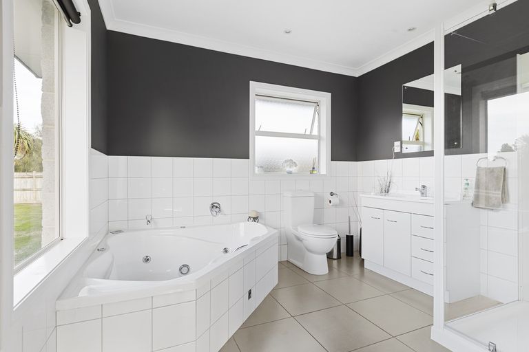 Photo of property in 20 William Donald Drive, Solway, Masterton, 5810