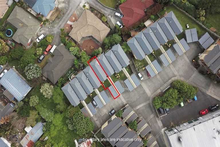 Photo of property in 12/94 Glengarry Road, Glen Eden, Auckland, 0602