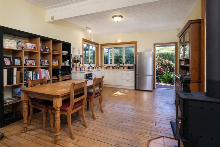 Photo of property in 10 Hill Road, Warrington, Waikouaiti, 9471