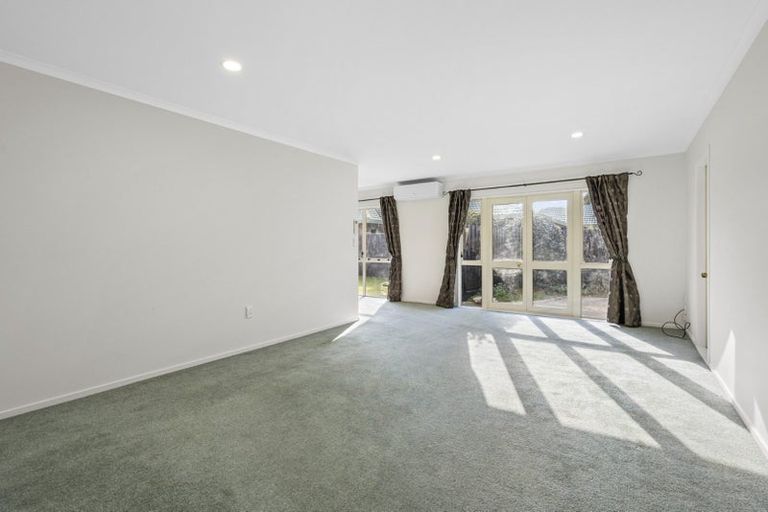 Photo of property in 38 Bouverie Crescent, Flagstaff, Hamilton, 3210