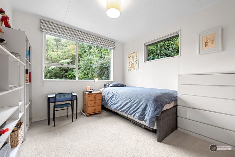 Photo of property in 3d Maungaraki Road, Korokoro, Lower Hutt, 5012