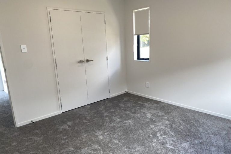 Photo of property in 33c Matipo Road, Te Atatu Peninsula, Auckland, 0610