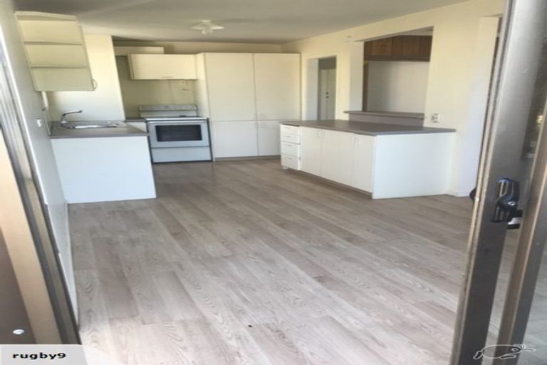 Photo of property in 18 Hillary Crescent, Upper Riccarton, Christchurch, 8041