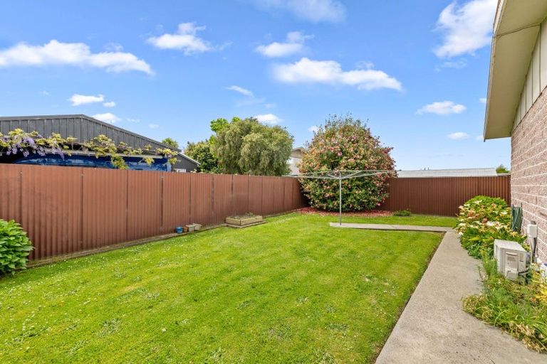 Photo of property in 2/13 Endeavour Street, Riversdale, Blenheim, 7201