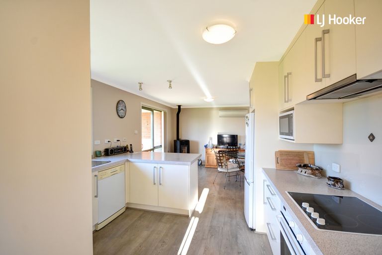 Photo of property in 41 Seaton Road, Portobello, Dunedin, 9014